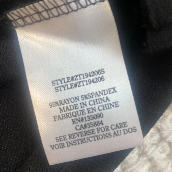 Buckle white crow embellished top - Picture 6 of 7